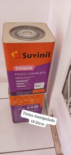 Vendo Latas de Tintas Lacrada 