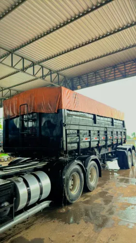 Carreta Bitren caçamba 