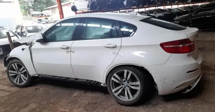 Sucata BMW x6 M 4.4 V8 2011 2012 2013 Peças