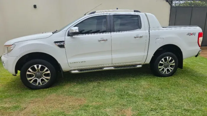 Ford Ranger Limited 3.2 20V 4X4 CD Aut. Dies. 2015