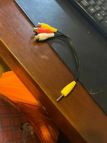 Cabo P2 Auxiliar Áudio / Video P2 X 3RCA 15 cm