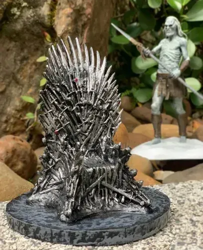 Miniatura Colecionável Trono De Ferro - Game Of Thrones
