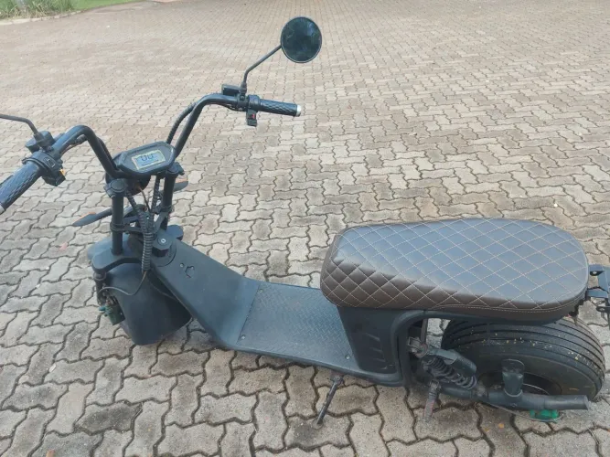 Scooter eletrica 