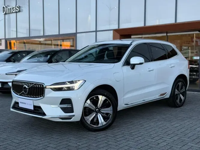 Volvo XC-60 T-8 Plus 2.0 AWD (híbrido) 2023