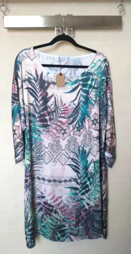 Vestido feminino, marca Lovely Step tamanho 46