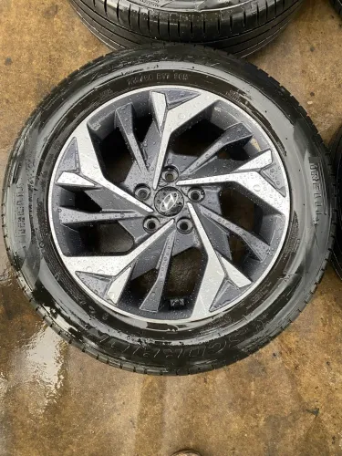 Rodas aro 17 Hyundai Creta + pneus pirelli 