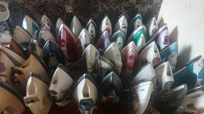 Lote de Ferros de Passar - Diversas Marcas