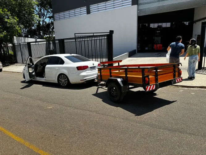 Locação de carretinha em Itupeva - diária 90 reais