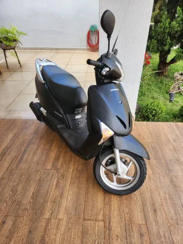 Vendo lead preto fosco