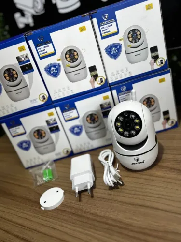 Câmera de Segurança Interna IP WIFI - JORTAN JT-8172 2.0MPS
