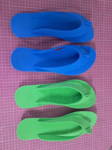 Chinelo descartável em eva