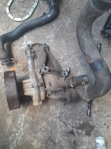 Bomba dgua do golf 1.8 mk3