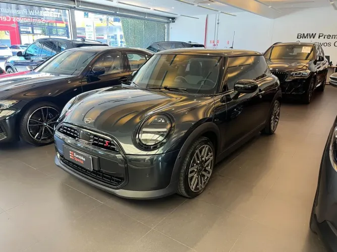 Mini Cooper 2.0 16V Twinpower Gasolina S 4P Steptronic 2025