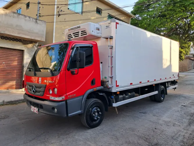Mercedes-Benz mb1016 Accelo 