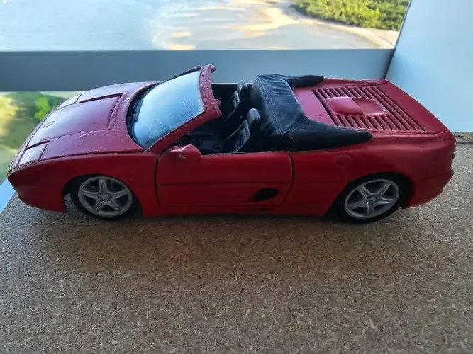 Miniatura Ferrari F355