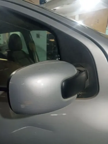 Retrovisor Direito Manual Fiat Uno Vivace Original Com Marcas no Espelho Retrovisor LD Uno