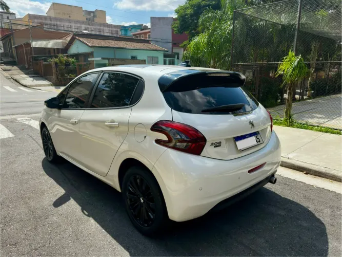 Peugeot 208 Sport 1.6 Flex 16V 5P Mec. 2018