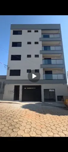 Vende-se apartamento com ótima localização