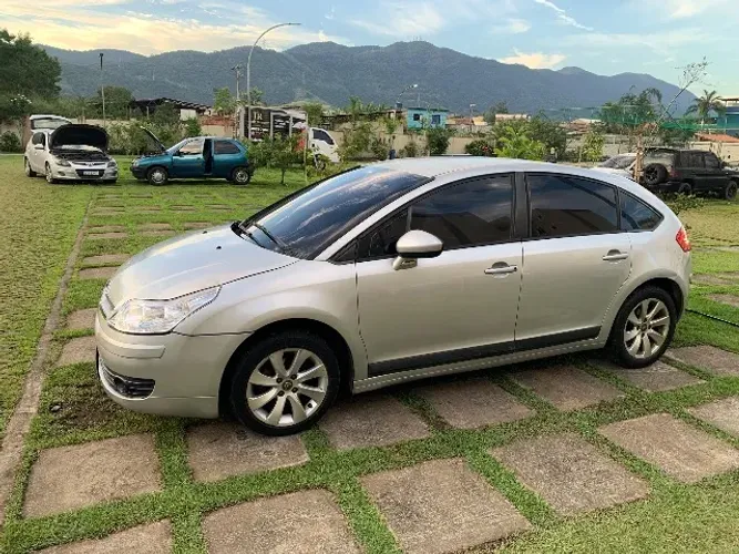 Citroen C4 GLX 1.6 Flex 16V 5P Mec. 2013