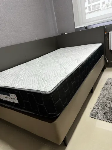 Cama box com colchão solteiro King 1,08 X 2,08