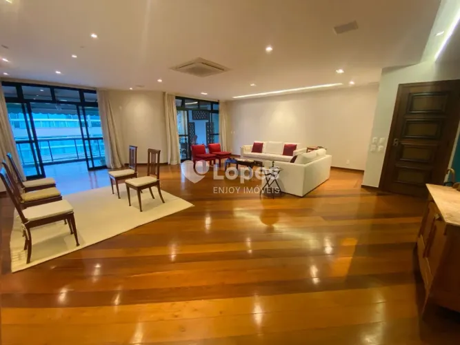 Lopes Enjoy Imóveis Vende Apartamento com 4 quartos, sendo 2 suítes, e 252m2 no Recreio do