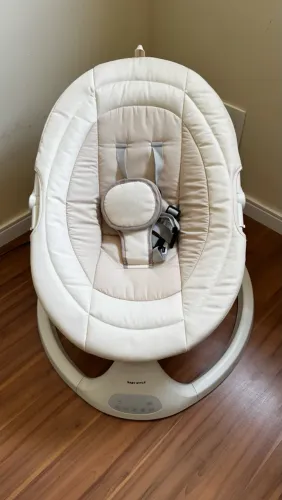 Cadeira de balanço para bebê Baby Style - Branca Completa