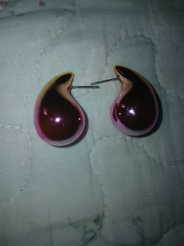 Brinco de pingo rosa 25 reais
