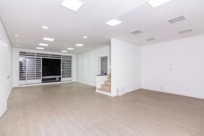Casa para venda em Chácara Monte Alegre com 4 quartos, 132m²