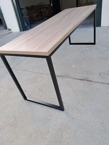 Mesa industrial nova