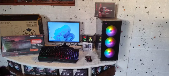 Computador i5, 16gb ram - PC NOVO, ssd 240gb, monitor 19 LED HDMI
