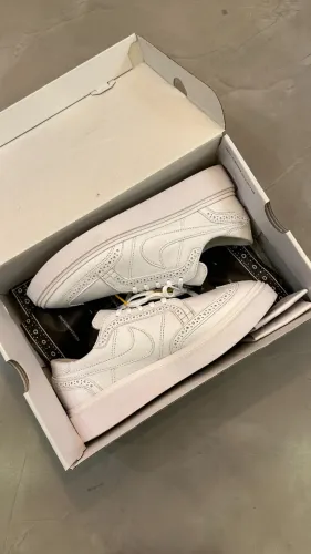 Tênis G-Dragon x Nike Kwondo 1 White