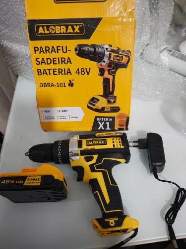 Parafusadeira e Furadeira a Bateria ALOBRAX OBRA-101 - NOVO e Com garantia