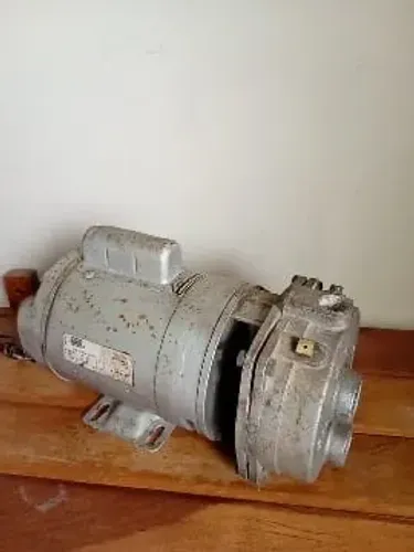 Bomba d?água