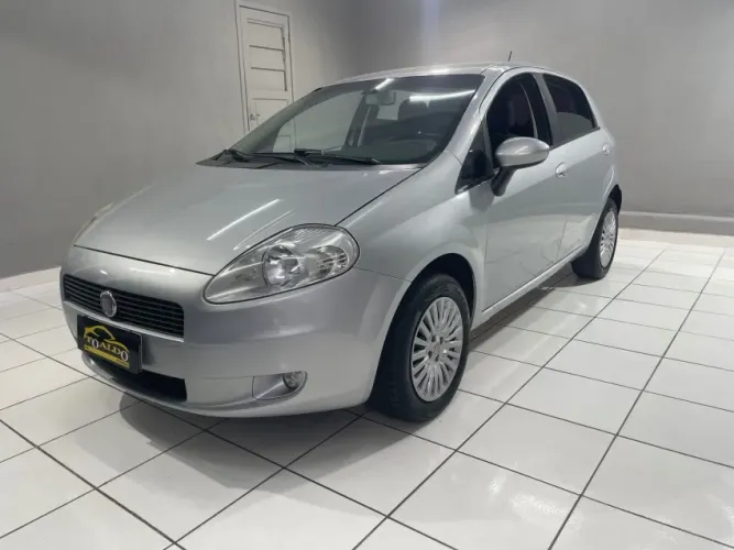 Fiat Punto Attractive 1.4 Fire Flex 8V 5P 2012