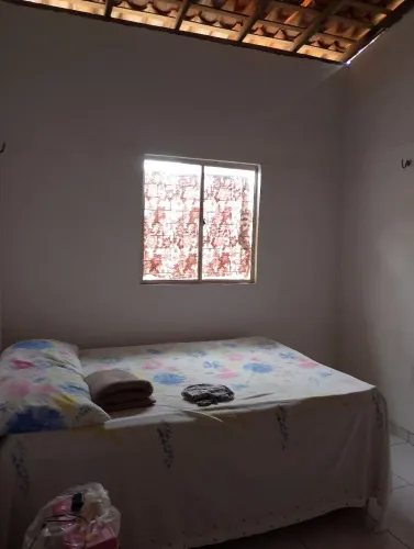 Vendo ou troco está casa em outra casa