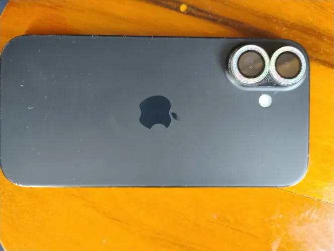 Vendo iPhone 16 seminovo