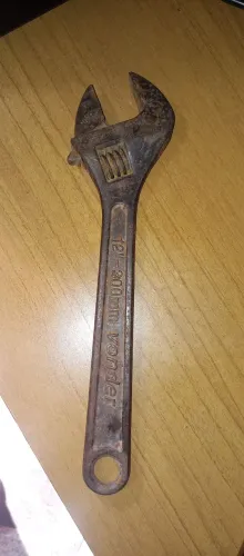 Chave inglesa 300mm Vonder 18 polegadas 