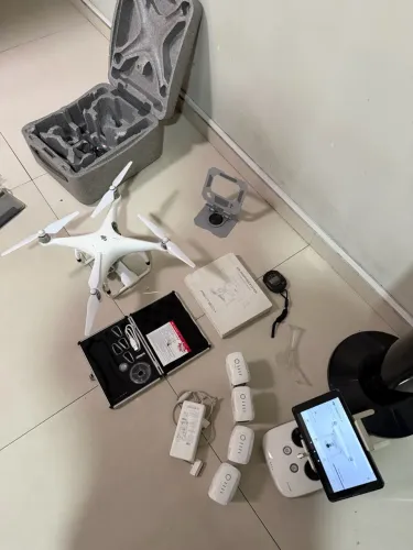 Drone Dji Phantom 4 com AirDrop 
