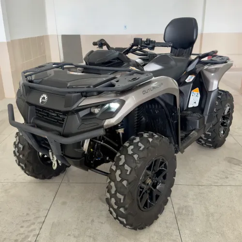 QUADRICICLO CAN-AM OUTLANDER MAX XT 700 4x4
