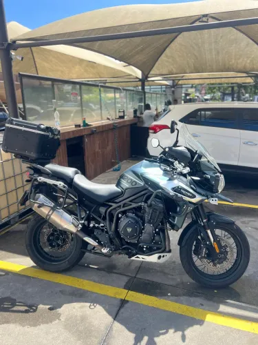 Tiger 1200 XCA , pneus novos. Nada pra fazer 