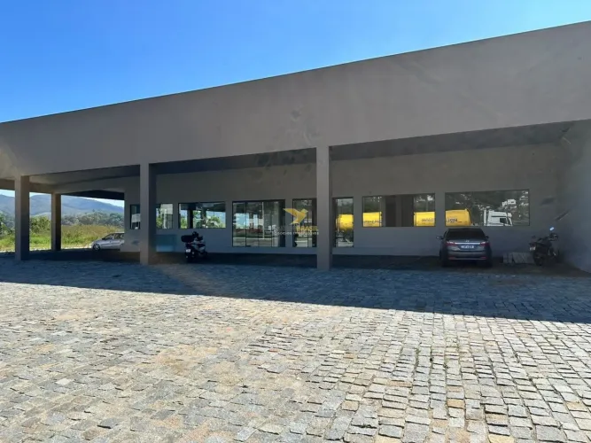 LOJA COMERCIAL PARA LOCAÇÃO - 1.100 m² | SANTO AMARO DA IMPERATRIZ/SC