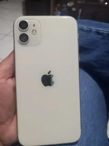 Iphone 11 com defeito/retirada de peças