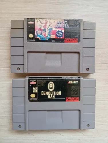 2 Cartuchos Demolition Man + World Heroes, ORIGINAIS para Super Nintendo