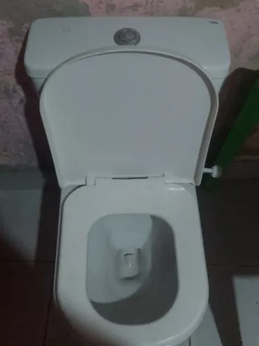 Vaso sanitário semi novo completo