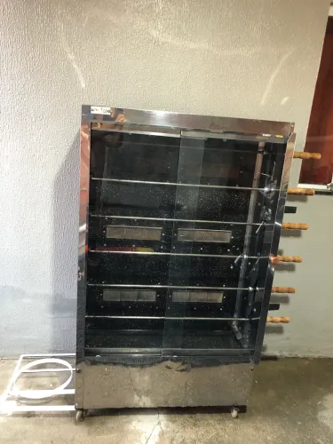 Máquina de assar frango 