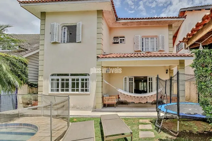 PRÓXIMO AO COLÉGIO SANTO AMÉRICO!! 463,72,0M² AC - 5 DORMITÓRIOS, 3 SUÍTES LAZER COM PISCI