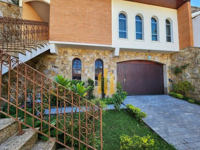 Sobrado com 4 dormitórios à venda, 230 m² por R$ 1.400.000,00 - Jardim Virginia Bianca - S