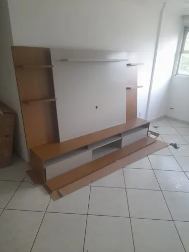 Painel/ Rack suspenso da Vezzo
