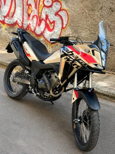 Onde passa chama atenção 