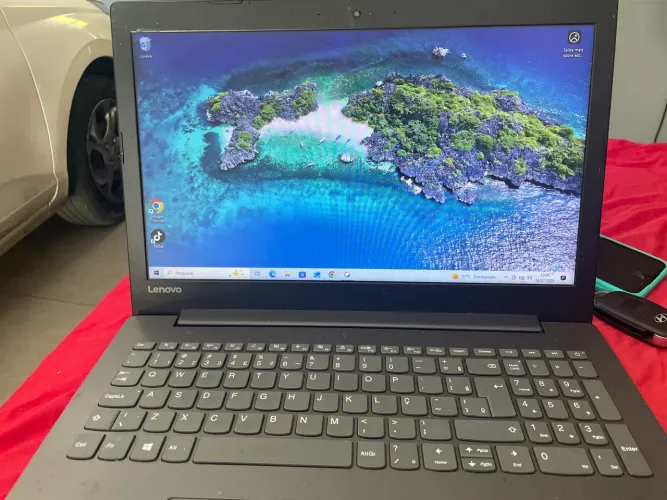 NOOTBOOK LENOVO EXCELENTE.